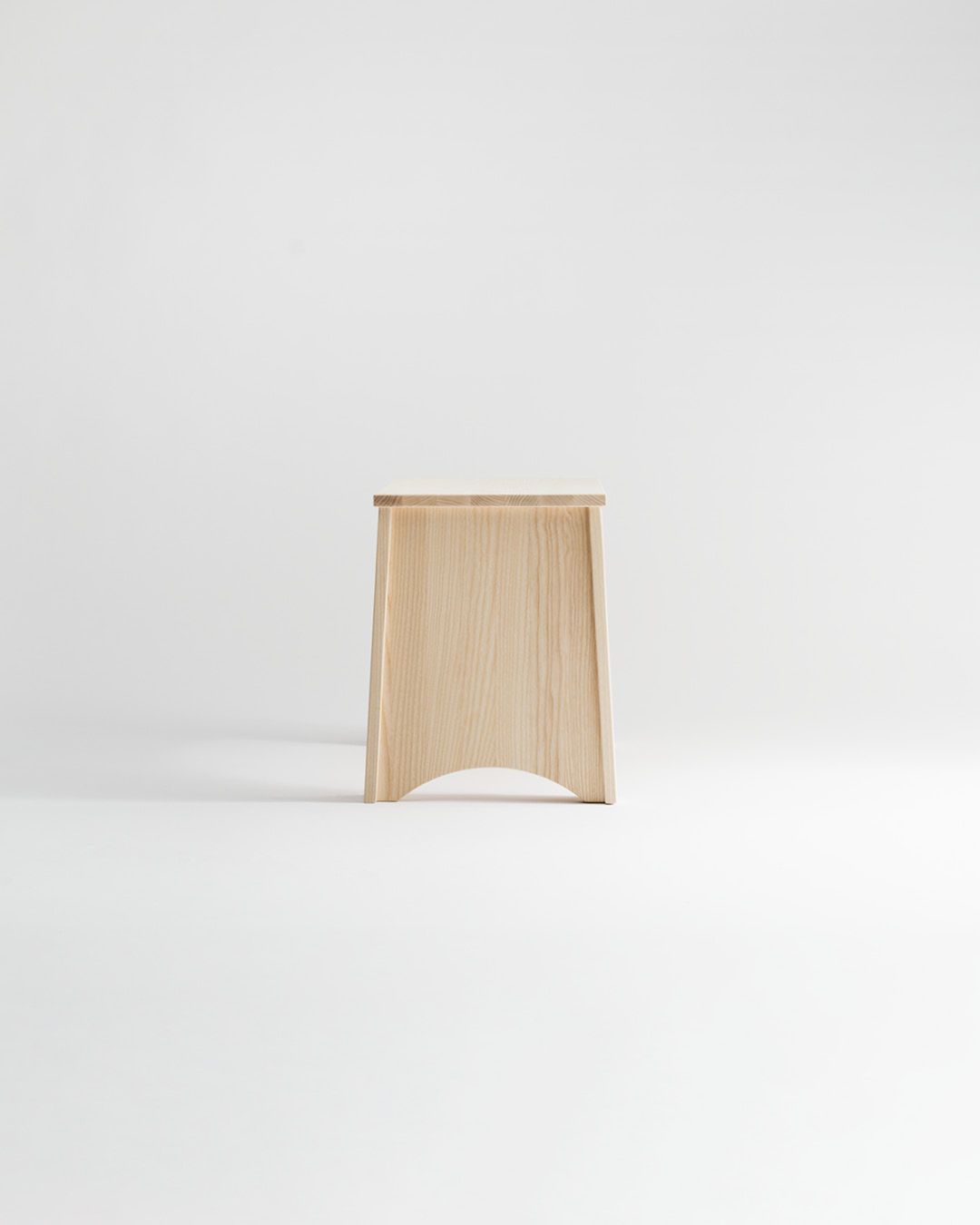 Bench 01