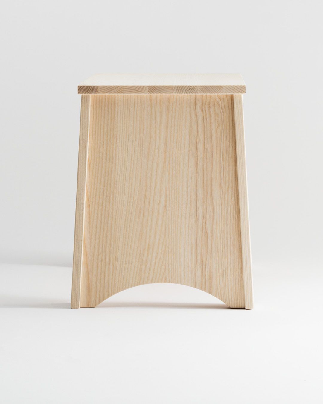 Bench 01